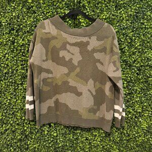 camo crew neck